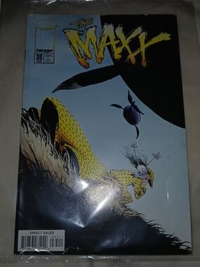 The Maxx #35 Comic Book - Yellow & Black Cover